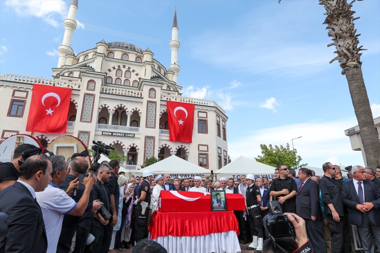 İşgal altındaki Batı Şeria'da İsrail askerlerince katledilen Ayşenur Ezgi Eygi'nin cenazesi...