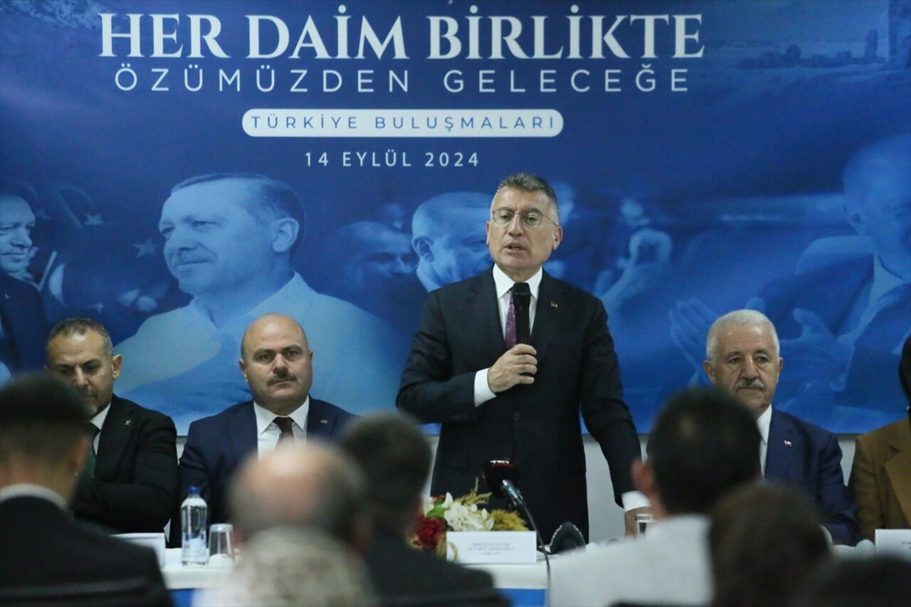 AK Parti Grup Başkanı Abdullah Güler, AK Parti Kars İl Başkanlığınca düzenlenen "Türkiye...