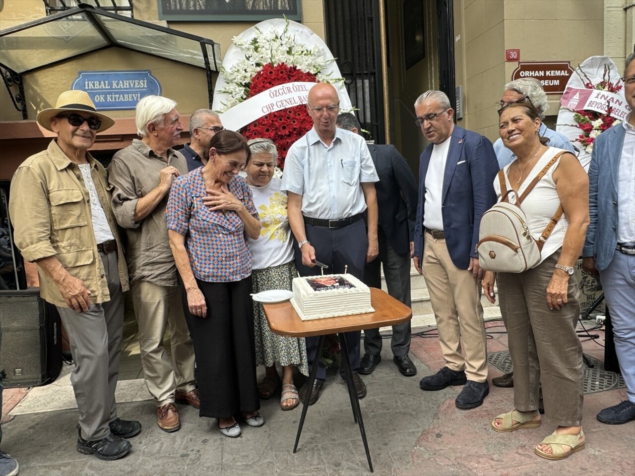 "Bereketli Topraklar Üzerinde", "Devlet Kuşu" ve "Hanımın Çiftliği" adlı eserlerin arasında...