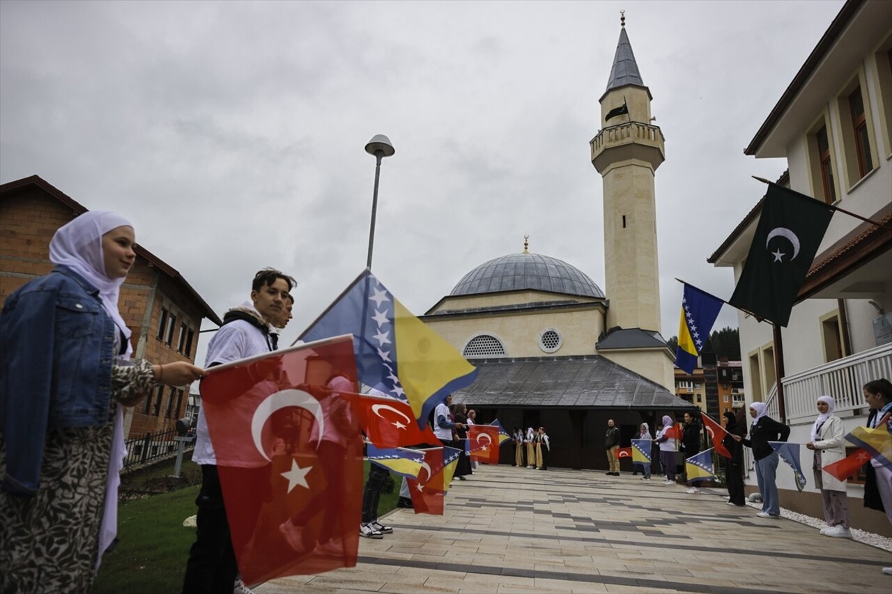 Bosna Hersek'in Olovo şehrinde Türk Diyanet Vakfının (TDV) katkılarıyla tamamlanan Ahi Evran Veli...