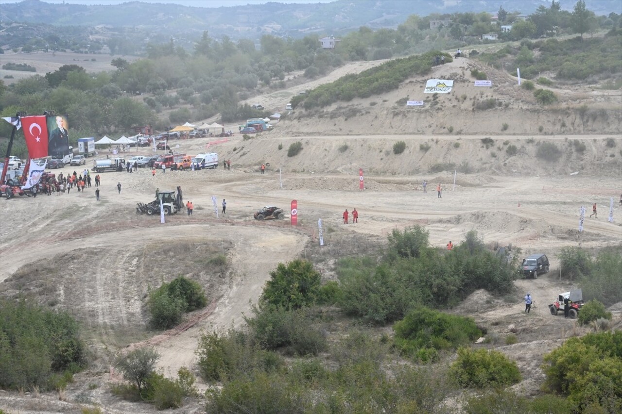 Akdeniz Off-Road Kupası 2. ayak yarışı, Osmaniye'nin Kadirli ilçesinde gerçekleşti. Topraktepe...