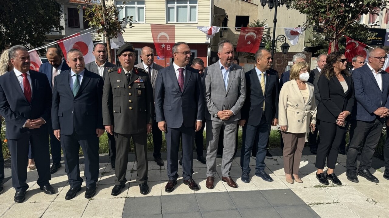 Tekirdağ'da Ertuğrul Fırkateyni şehitlerini anma programı düzenlendi. Programa Vali Recep Soytürk...