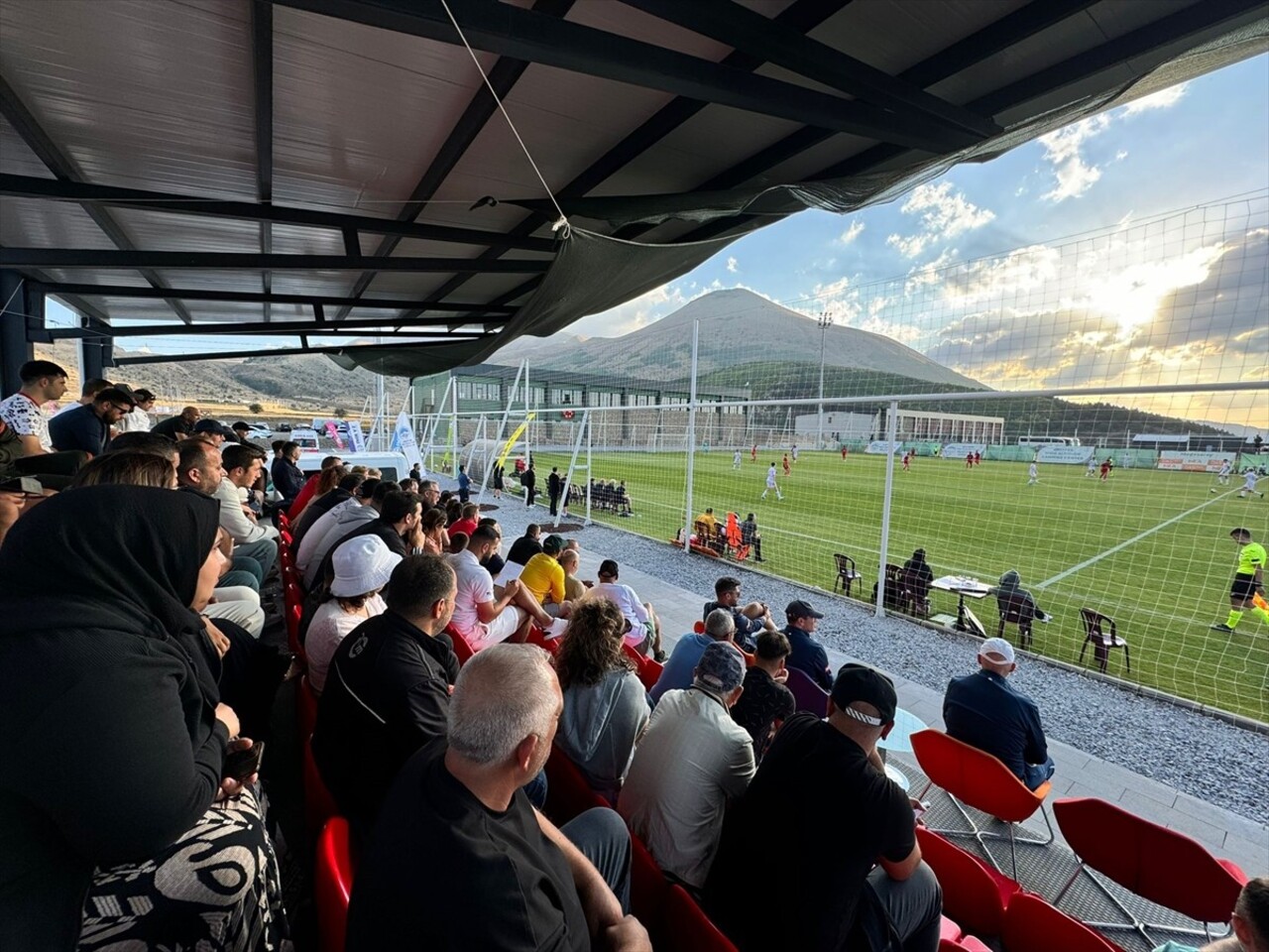 16 Yaş Altı Futbol Milli Takımı, Erciyes Yüksek İrtifa Futbol Turnuvası'ndaki ikinci maçında...