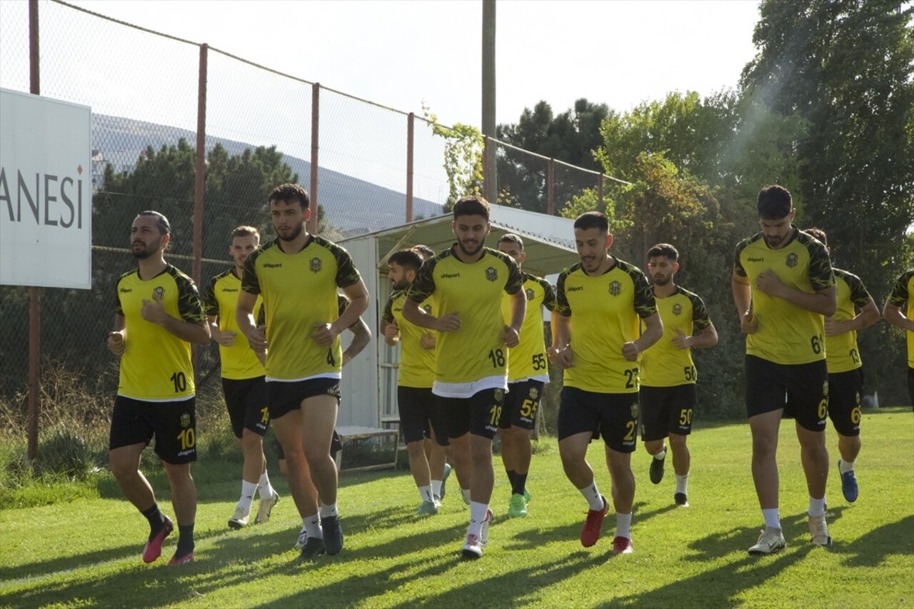 Trendyol 1. Lig ekiplerinden Yeni Malatyaspor, deplasmanda Manisa FK ile yapacağı maçın...