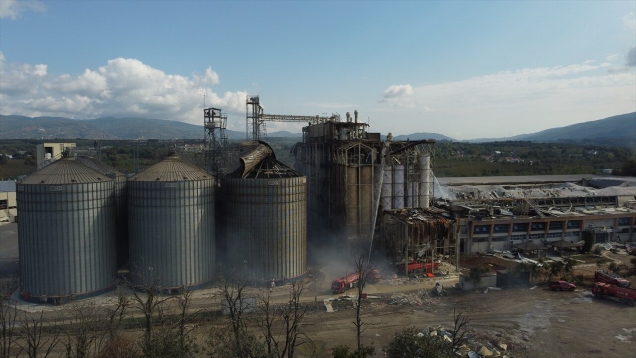 Sakarya'nın Hendek ilçesinde 1 kişinin öldüğü, 30 kişinin yaralandığı makarna fabrikasındaki...