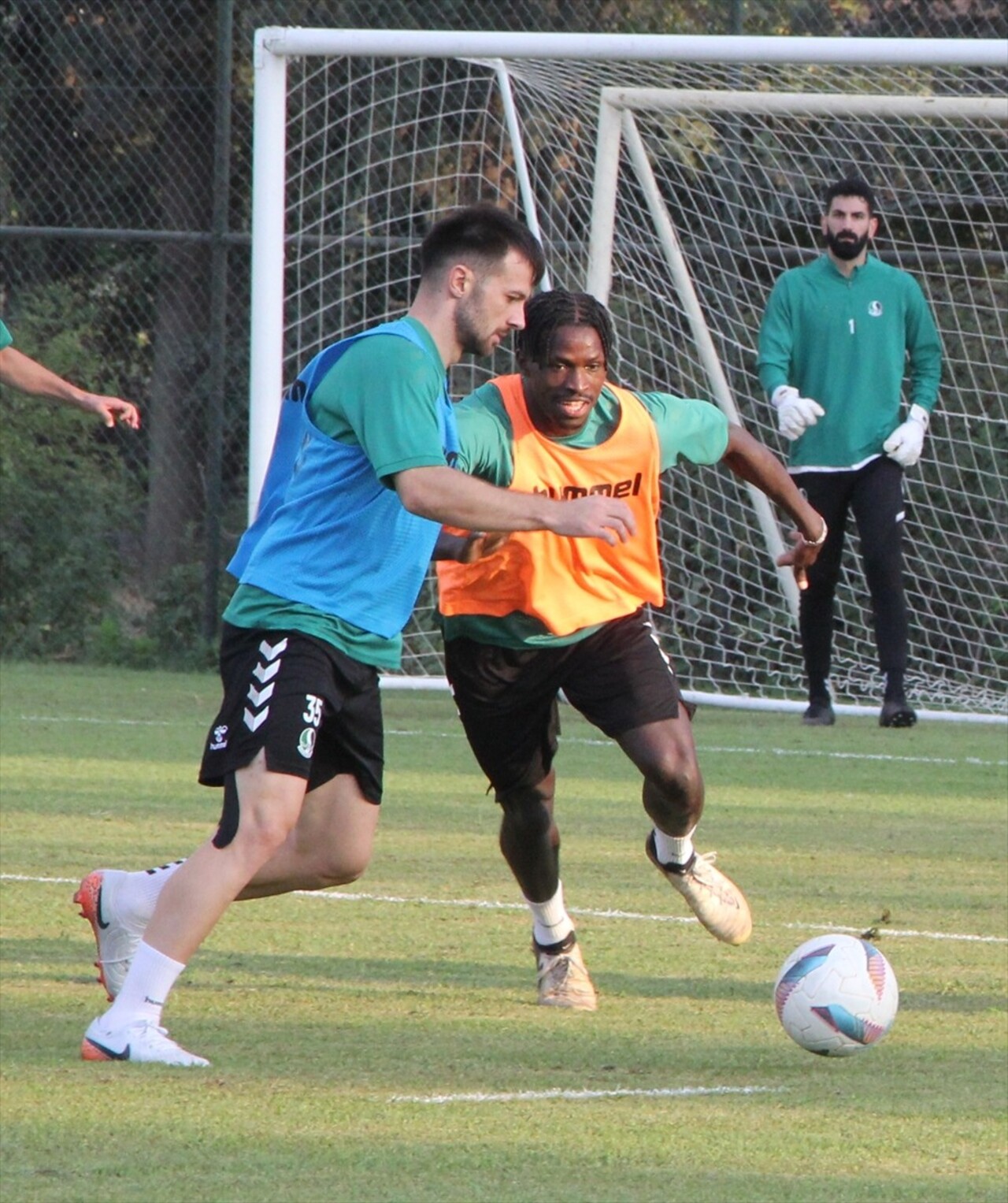 Sakaryaspor, Trendyol 1. Lig'in 6. haftasında deplasmanda MKE Ankaragücü ile oynayacağı...