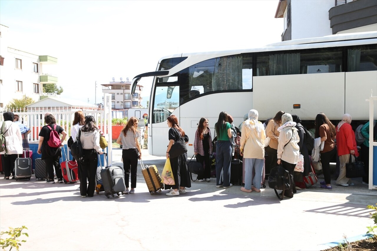 Hatay'ın Arsuz ilçesinde, tarım alanındaki yenilikleri ve kariyer fırsatlarını gençlerle...