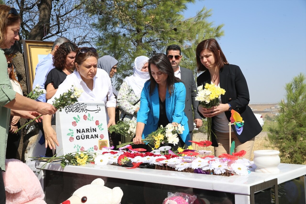 DEM Parti Eş Genel Başkanı Tülay Hatimoğulları, merkez Bağlar ilçesine bağlı Tavşantepe...