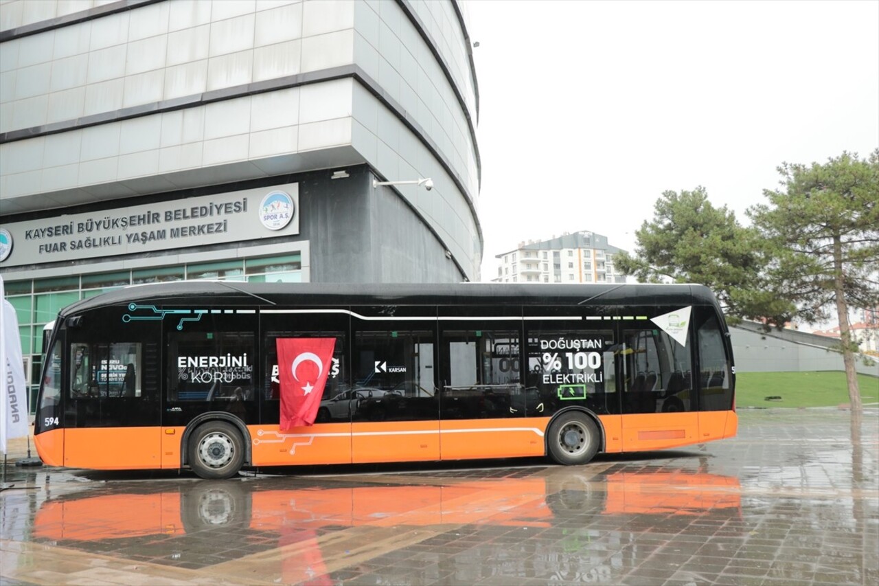 Kayseri'de "Toplu Taşımada Temiz Enerjili Araçlar UITP Avrasya Konferansı" düzenlendi. Konferansa...