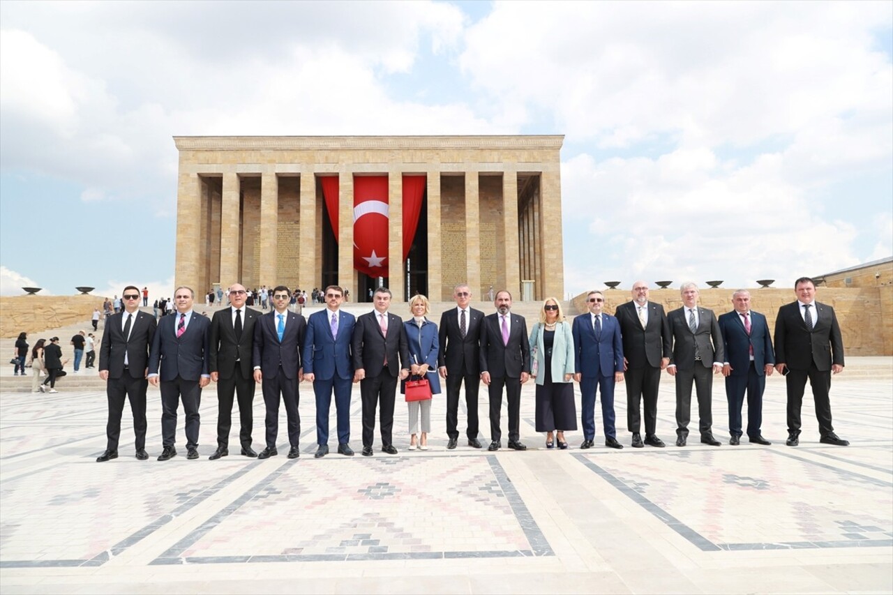 Türkiye Futbol Federasyonu (TFF) Başkanı İbrahim Hacıosmanoğlu ve yönetim kurulu üyeleri...