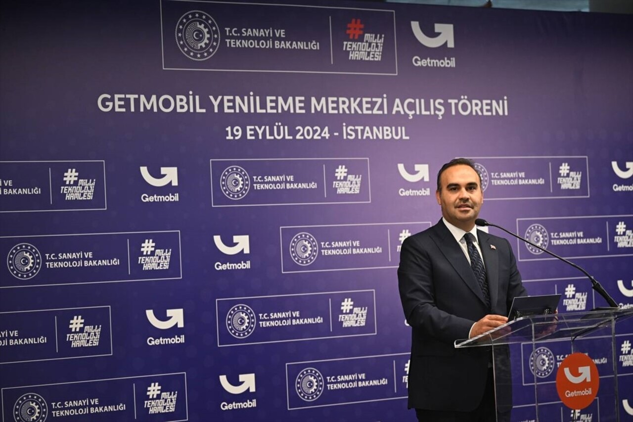 Sanayi ve Teknoloji Bakanı Mehmet Fatih Kacır, Getmobil Yenileme Merkezi Açılış Töreni'ne...