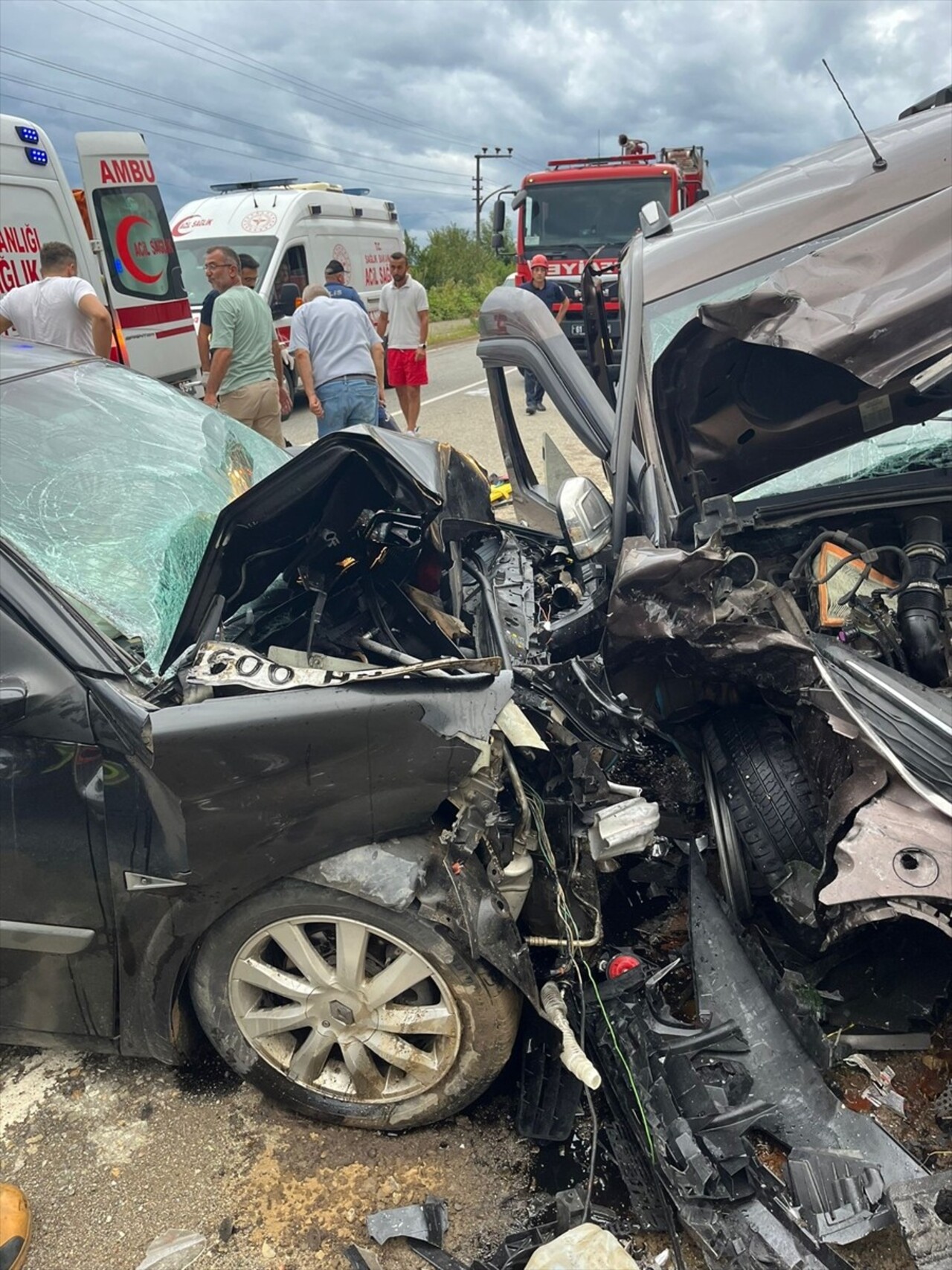 Trabzon'un Araklı ilçesinde meydana gelen trafik kazasında 7 kişi yaralandı.