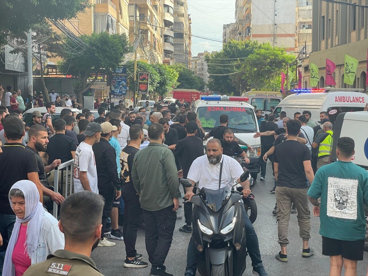 İsrail ordusu, Lübnan'ın başkenti Beyrut'a hava saldırısı düzenledi. Lübnan güvenlik güçleri...