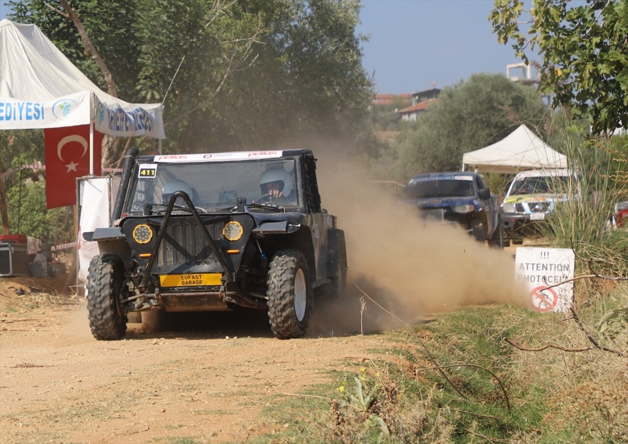 2024 PETLAS Türkiye Offroad Şampiyonası'nın 4. ayak yarışları, Denizli'de start aldı....