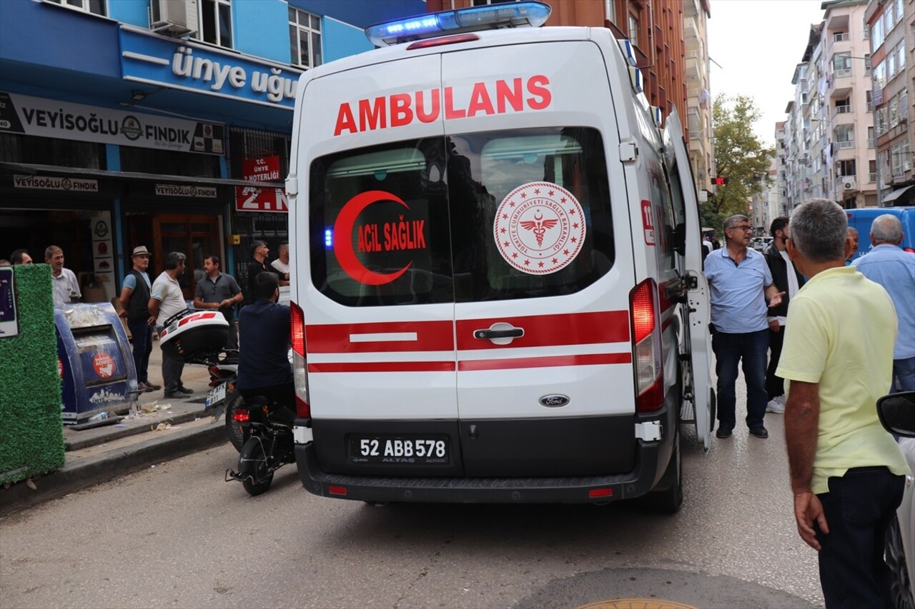 Ordu'da polis memurunun başına sandalye ile vurularak yaralanması olayına ilişkin aynı aileden 3...