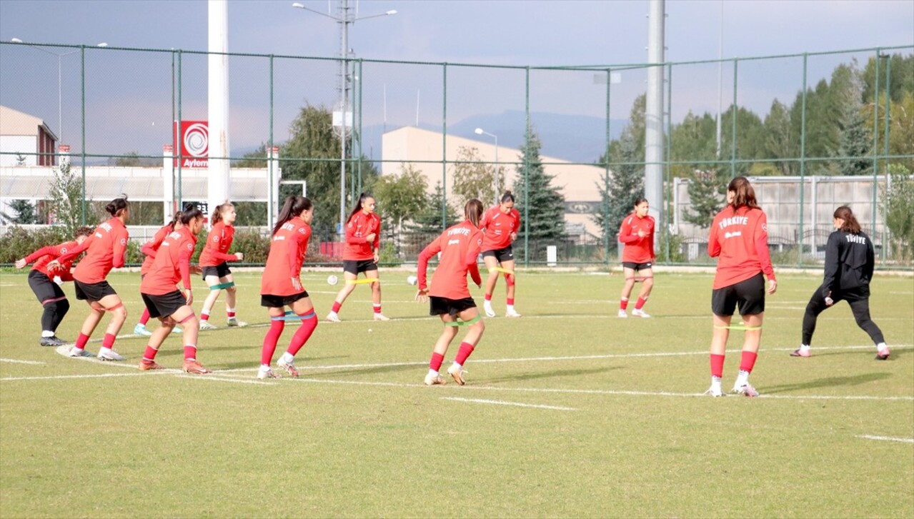 19 Yaş Altı Kadın Milli Futbol Takımı, Polonya'da düzenlenecek Avrupa Şampiyonası A Ligi 1. tur...