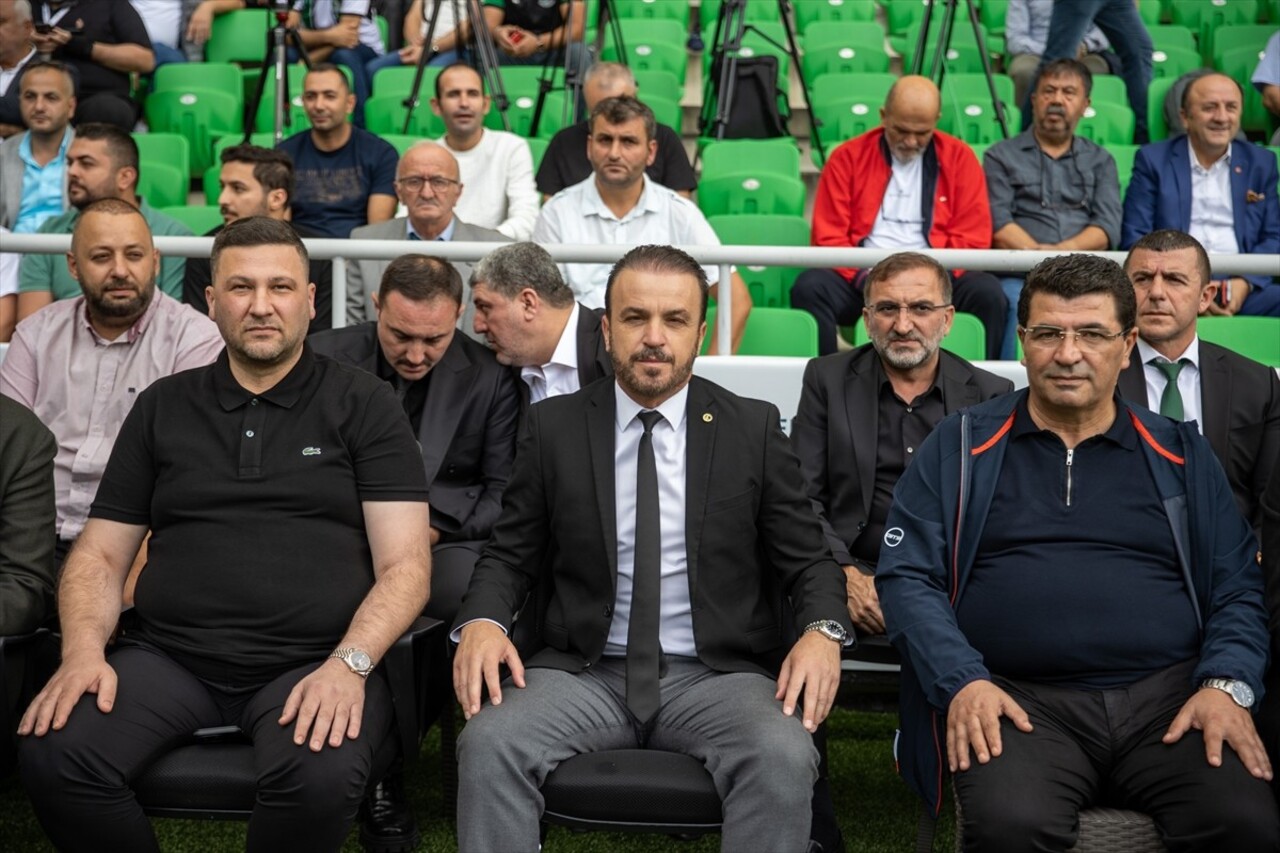 Sakaryaspor Kulübünde başkanlığa Yeni Sakarya Atatürk Stadı'nda gerçekleştirilen seçimli...