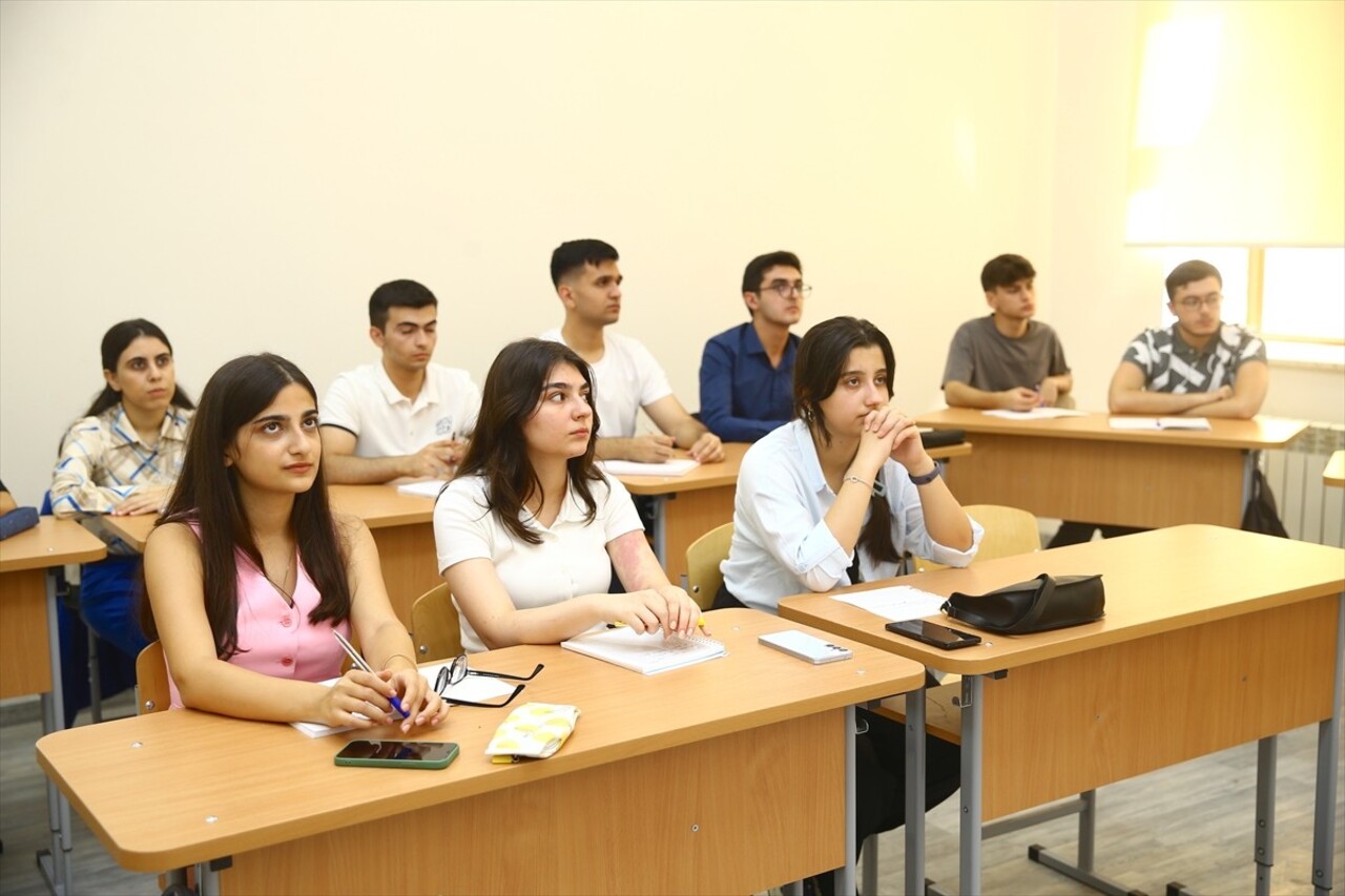 Cumhurbaşkanları Recep Tayyip Erdoğan ve İlham Aliyev'in inisiyatifleriyle Bakü'de yeni kurulan...