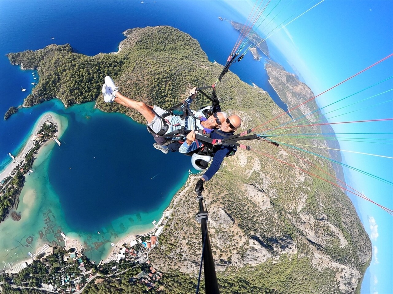 Muğla'nın Fethiye ilçesinde 86 yaşındaki Jan Dorser ile 81 yaşındaki Dirkje Blankvorrt adlı iki...