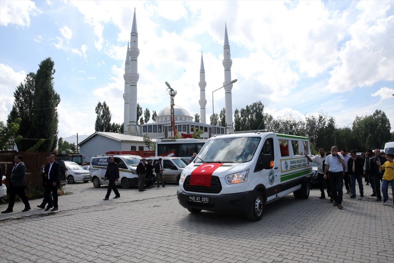 Irak'ın kuzeyindeki Pençe-Kilit Operasyonu bölgesinde şehit olan Piyade Sözleşmeli Er Maşallah...