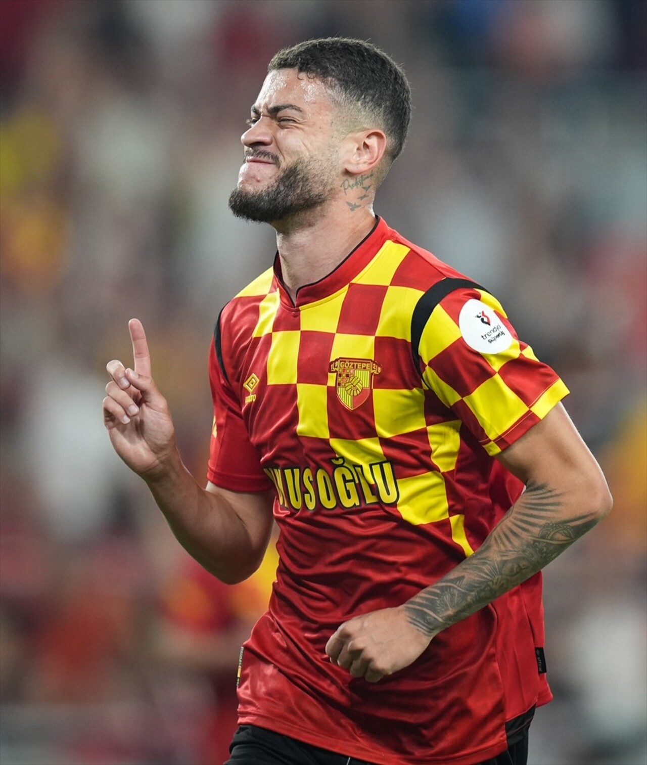 Trendyol Süper Lig'in 6. haftasında Göztepe ile Bellona Kayserispor Gürsel Aksel Stadı'nda...