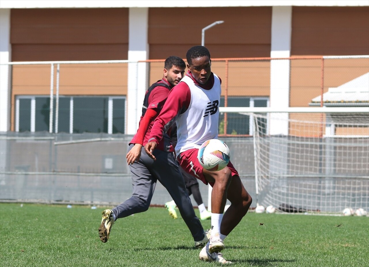 Boluspor, Trendyol 1. Lig'in 7. haftasında oynayacağı Manisa FK maçının hazırlıklarına Karaçayır...