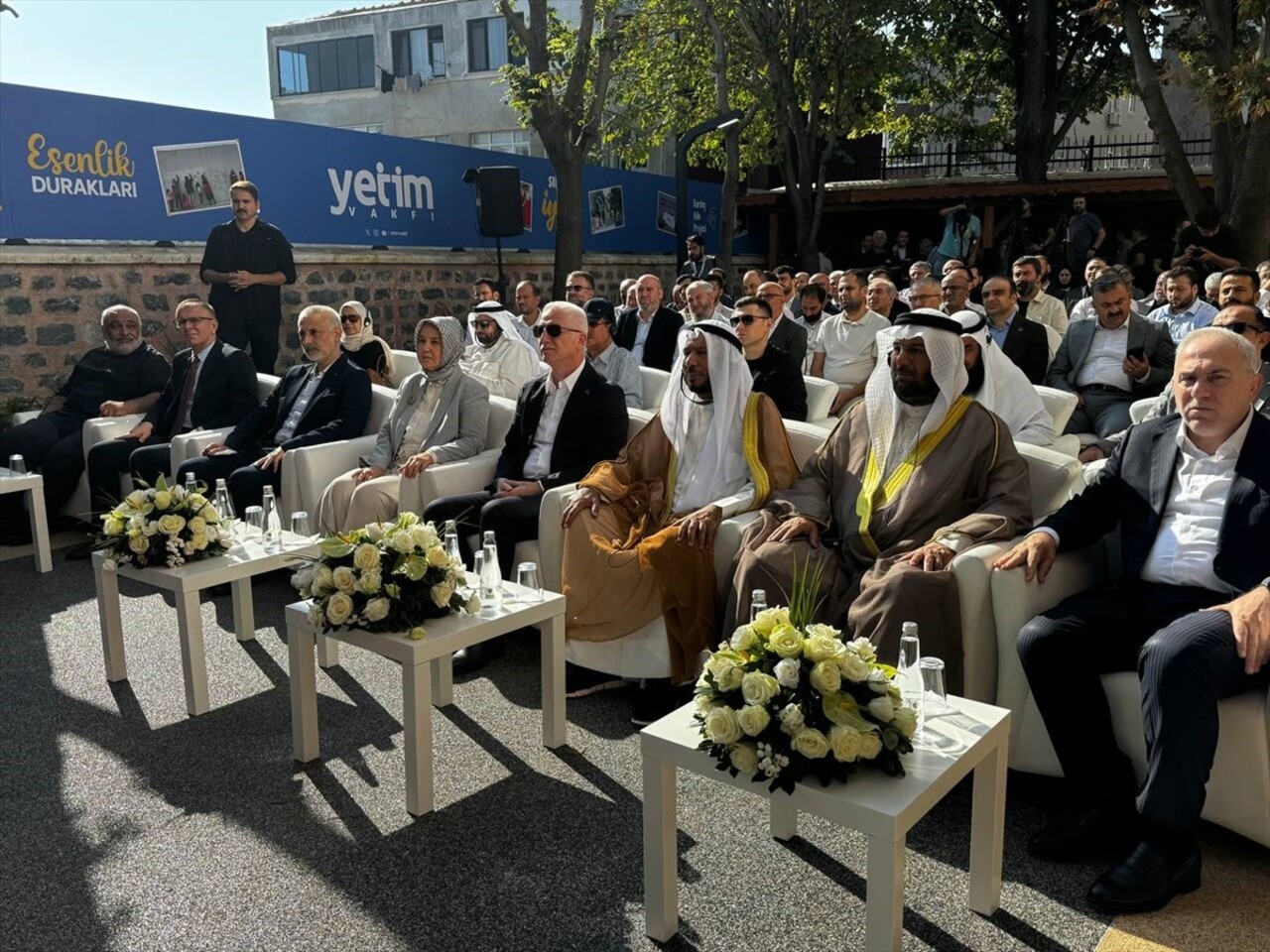 İstanbul Fatih'te, Kuveyt Uluslararası İslami Yardımlaşma Örgütü ile Kuveytli bağışçıların...