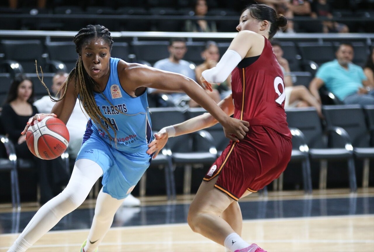 ING Kadınlar Basketbol Süper Ligi'nin ilk haftasında İlkem Yapı Tarsus Spor ile Galatasaray Çağdaş...