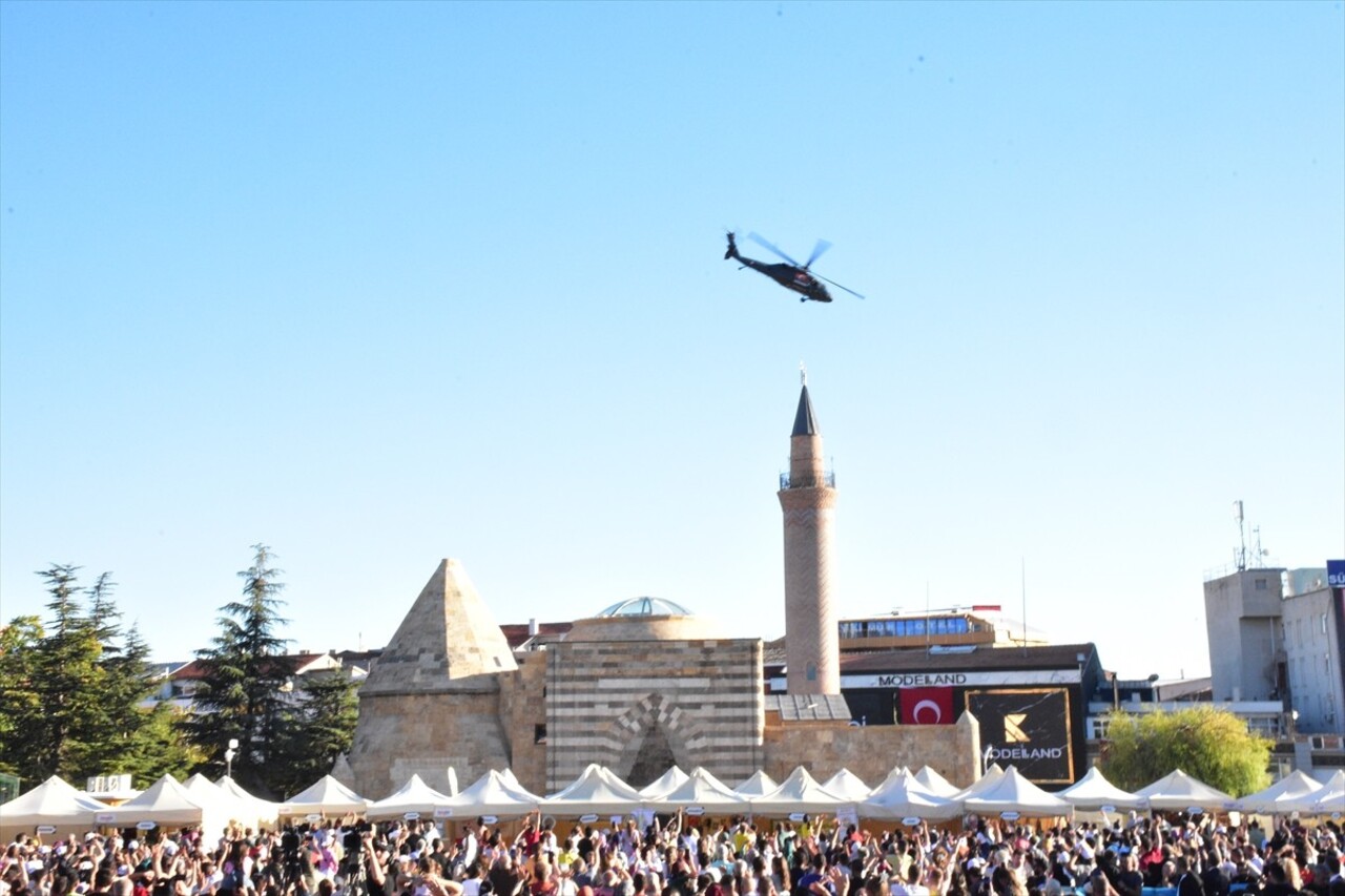 Milli Eğitim Bakanı Yusuf Tekin, Kırşehir Cacabey Meydanı'nda düzenlenen 37. Ahilik Haftası...