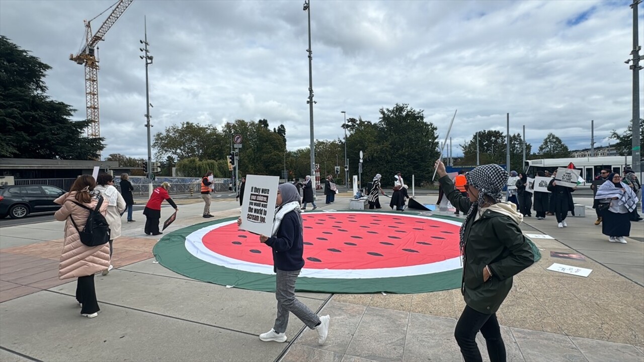 İsrail'in Gazze'de yaklaşık bir yıldır sürdürdüğü saldırılar, Türk sivil toplum kuruluşu Human...