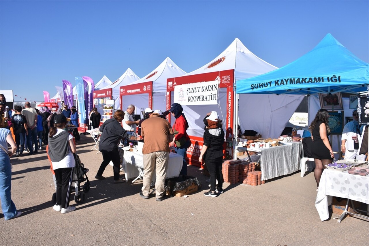 Afyonkarahisar'da 6. Uluslararası Gastro Afyon Turizm ve Lezzet Festivali sürüyor. Afyonkarahisar...