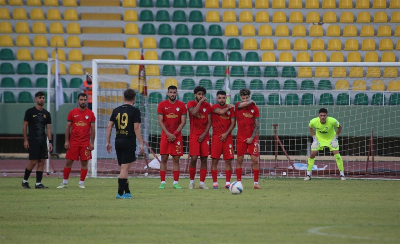 Trendyol 1. Lig'in 7. haftasında Yeni Malatyaspor ile Amed Sportif Faaliyetler Şanlıurfa 11 Nisan...