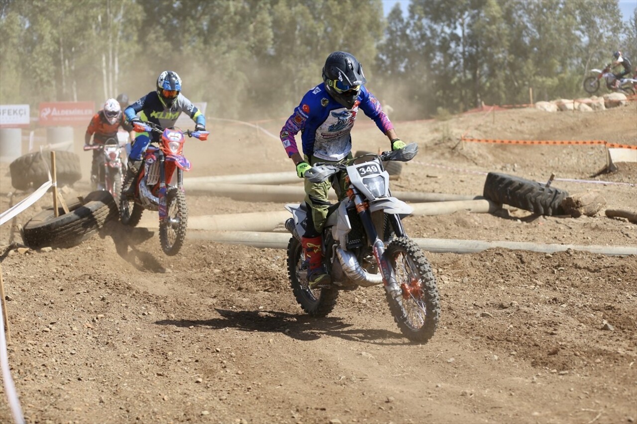 Türkiye Süper Enduro Şampiyonası'nın final ayağı, Muğla'nın Fethiye ilçesinde yapıldı. Esenköy...