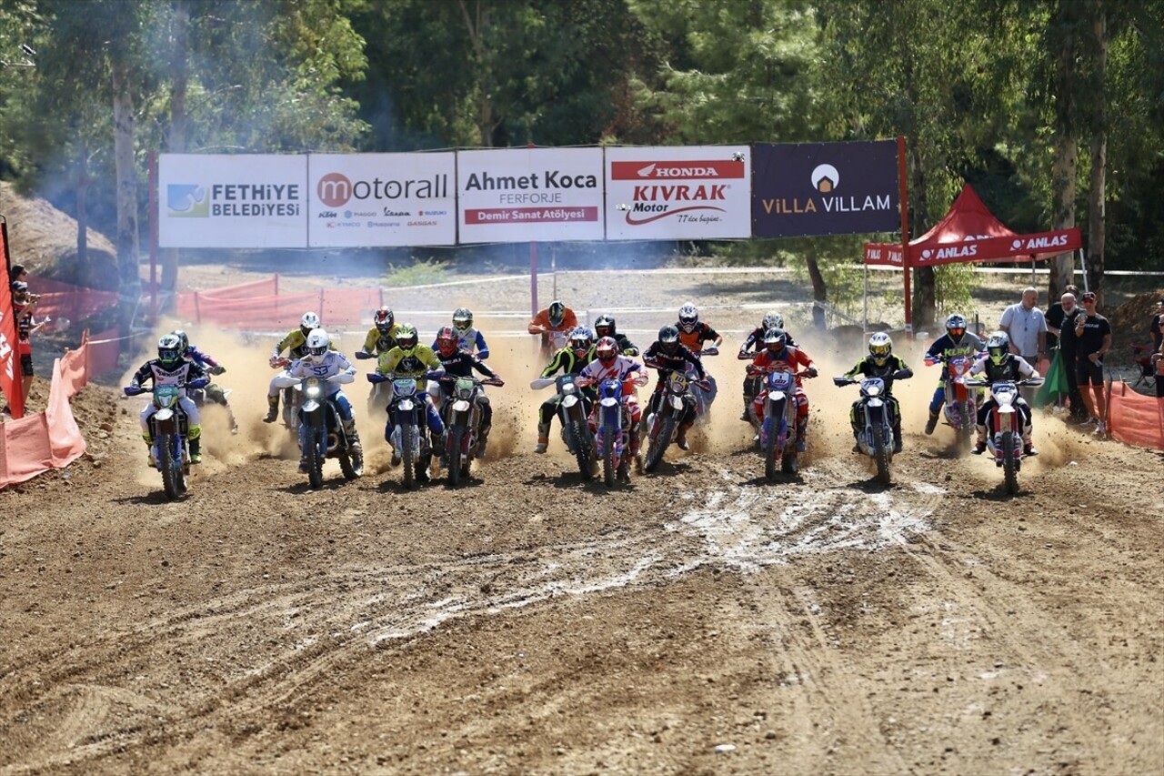 Türkiye Süper Enduro Şampiyonası'nın final ayağı, Muğla'nın Fethiye ilçesinde yapıldı. Esenköy...