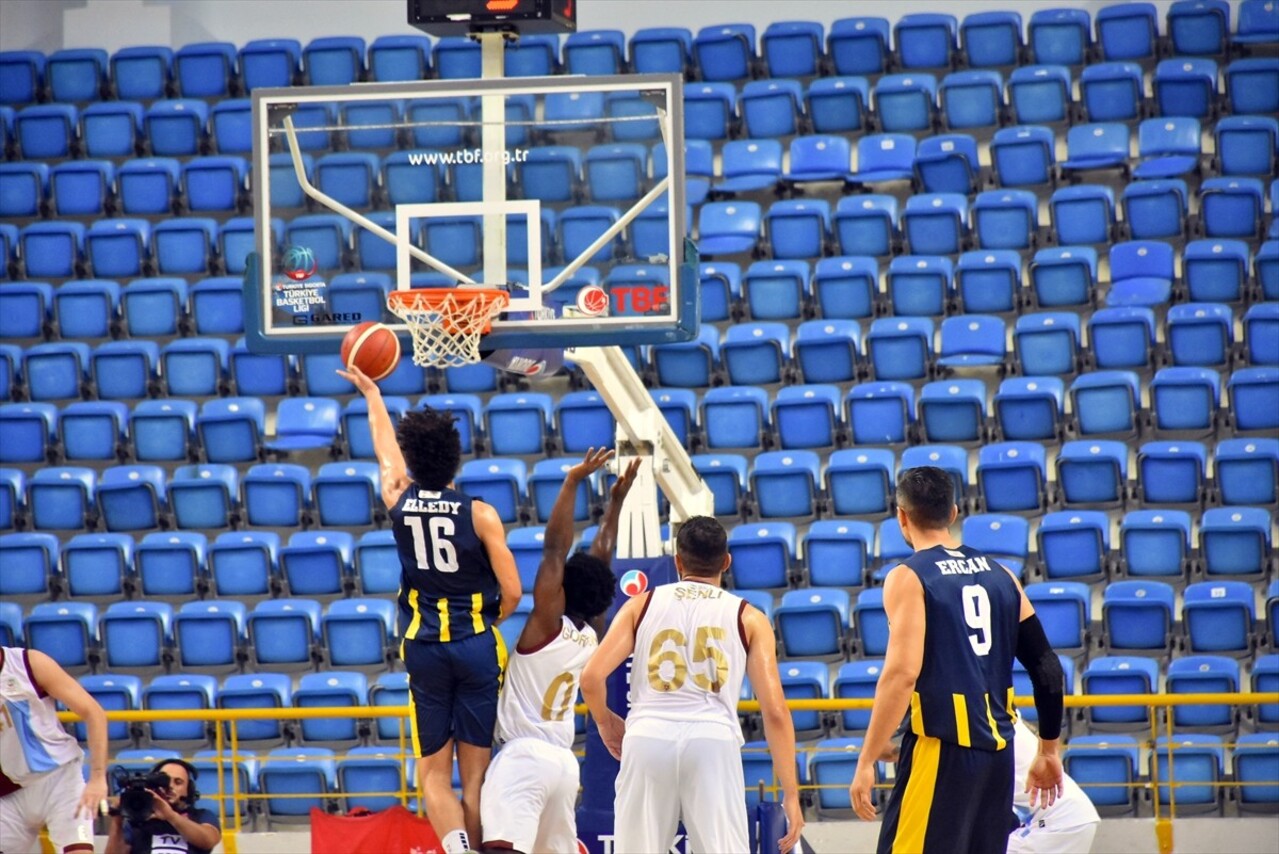 Türkiye Sigorta Türkiye Basketbol Ligi 3. hafta mücadelesinde Trabzonspor ile MKE Ankaragücü İkon...