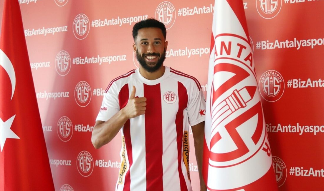 Antalyaspor, İngiliz futbolcu Andros