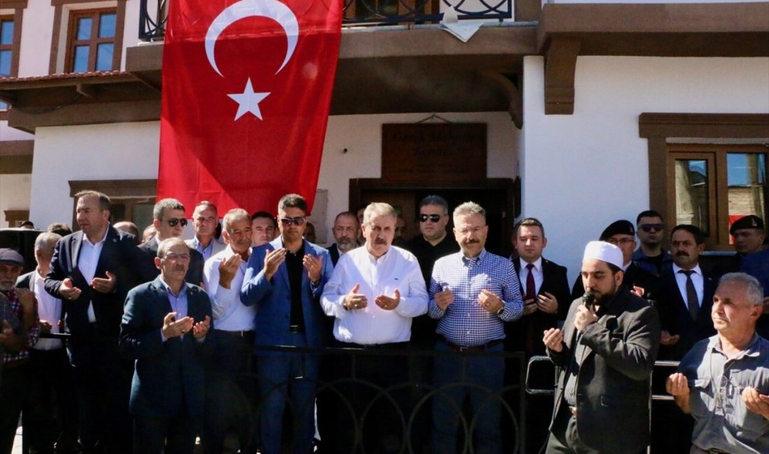 Mustafa Destici, Eskişehir'de yaptığı