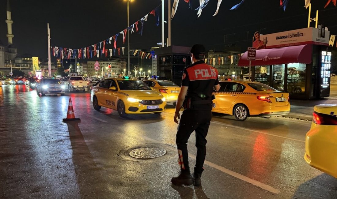 Beyoğlu'nda gerçekleştirilen huzur uygulamasıyla