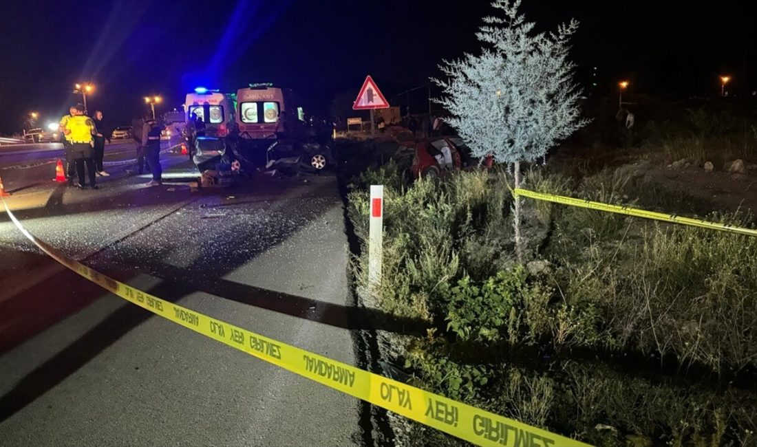 Burdur'daki trafik kazasında iki