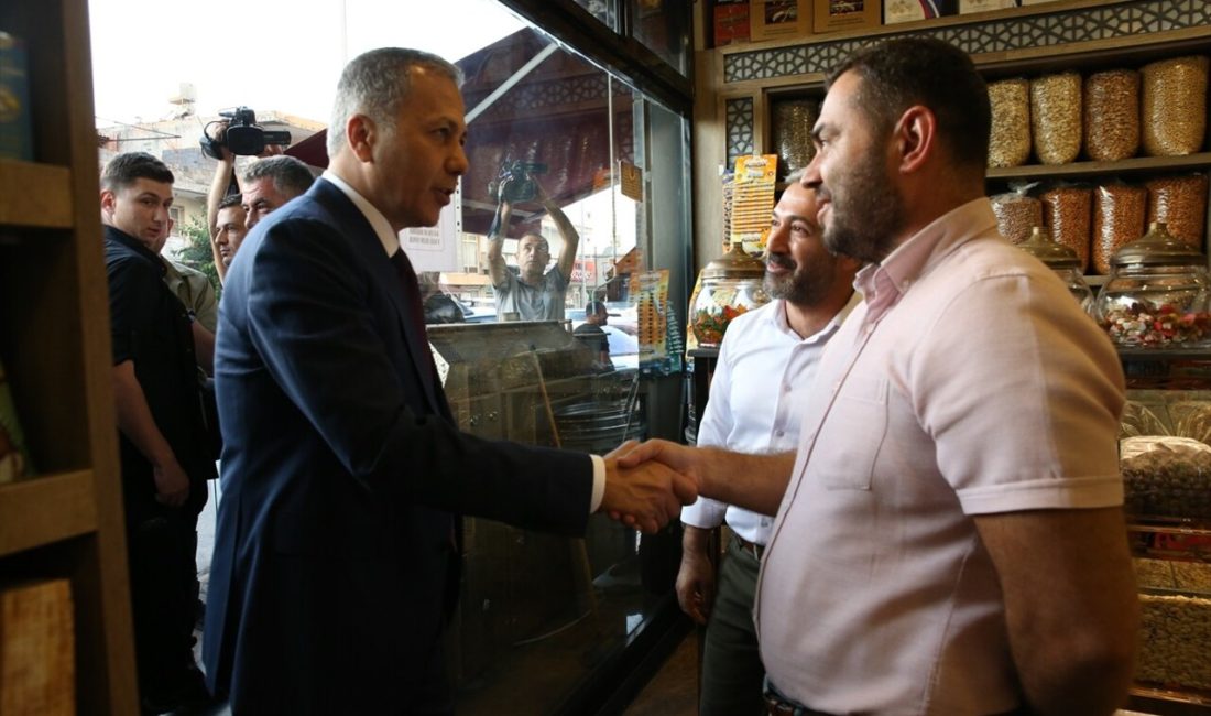 Bakan Ali Yerlikaya, Hatay'da