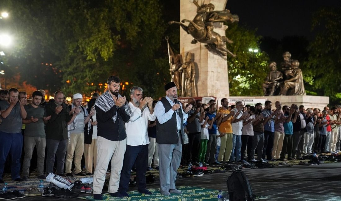 İstanbul'daki etkinlikte Filistinliler için