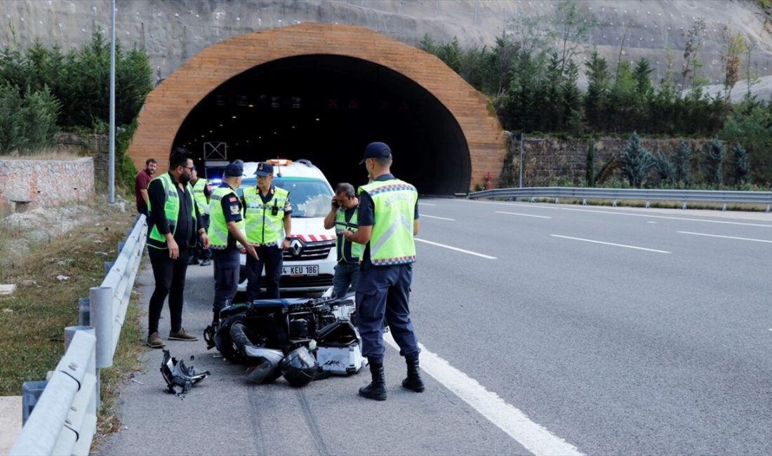 İzmit'te motosiklet kazasında bir