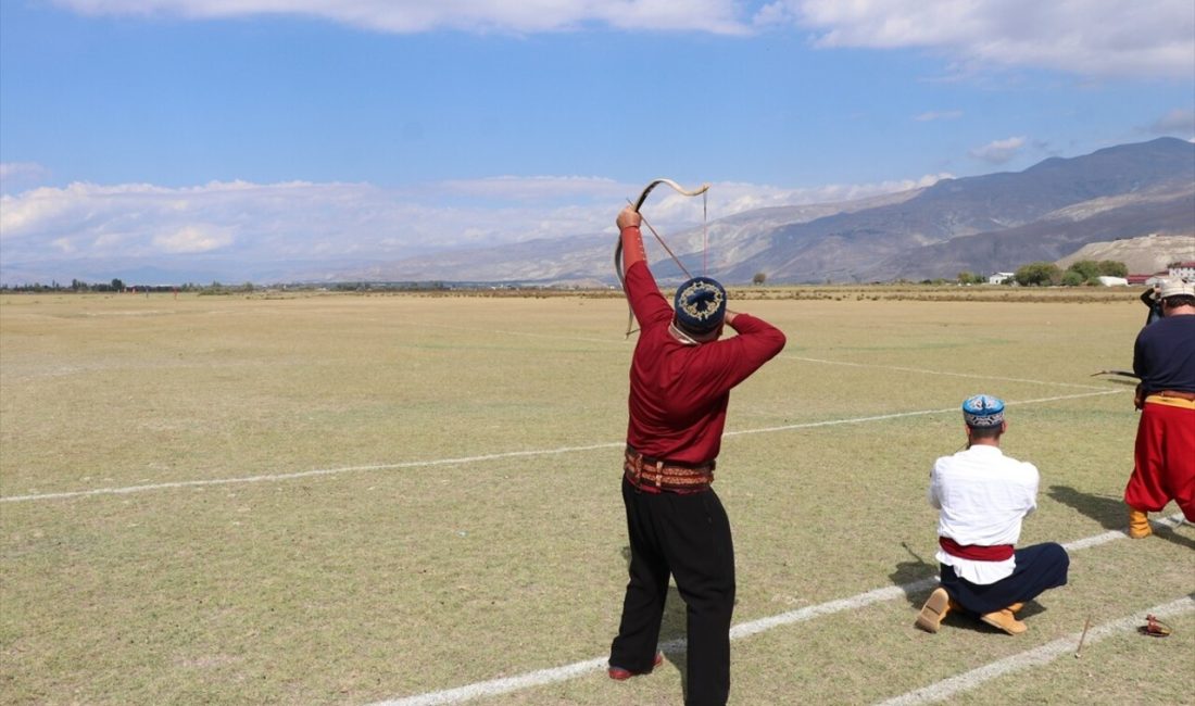 Erzincan'da düzenlenen Mengücek Melik