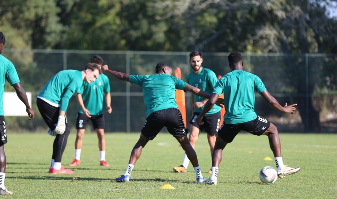 Sakaryaspor yeni yönetimle sahalarda