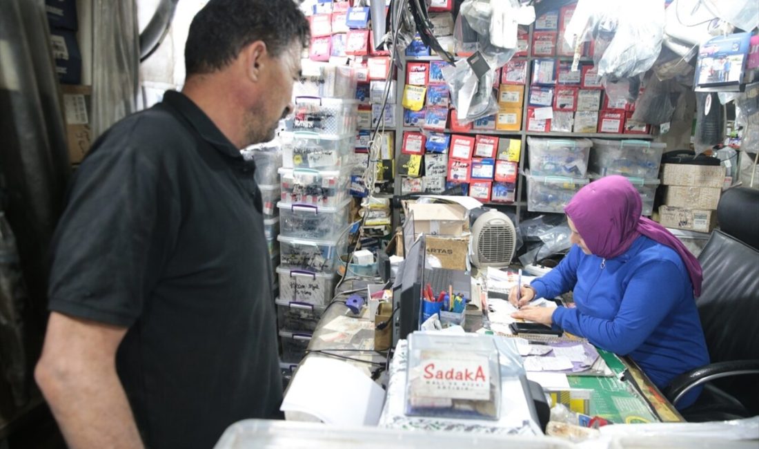 Bolu'da oto sanayiye merakıyla