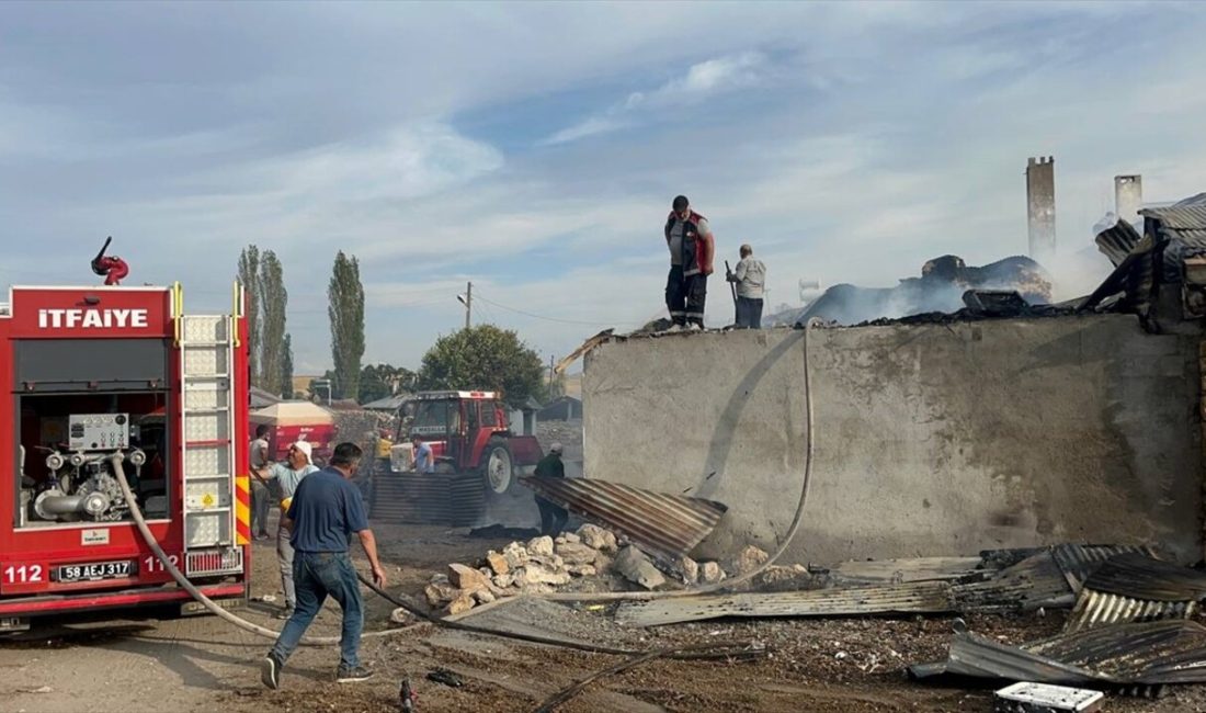 Sivas'ta meydana gelen yangın,