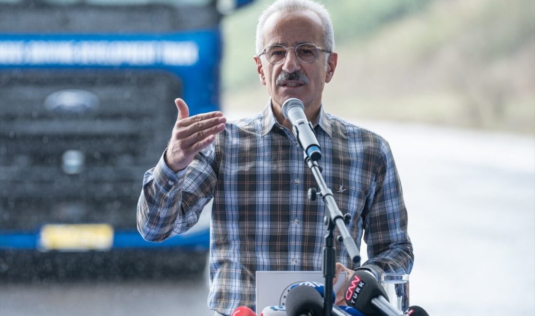 Ulaştırma Bakanı Uraloğlu, Ford'un