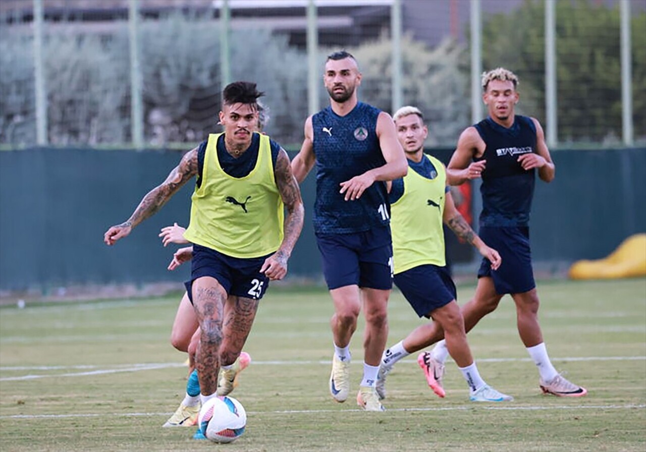 Corendon Alanyaspor, Trendyol Süper Lig'in 8. haftasında 6 Ekim Pazar günü deplasmanda Galatasaray...