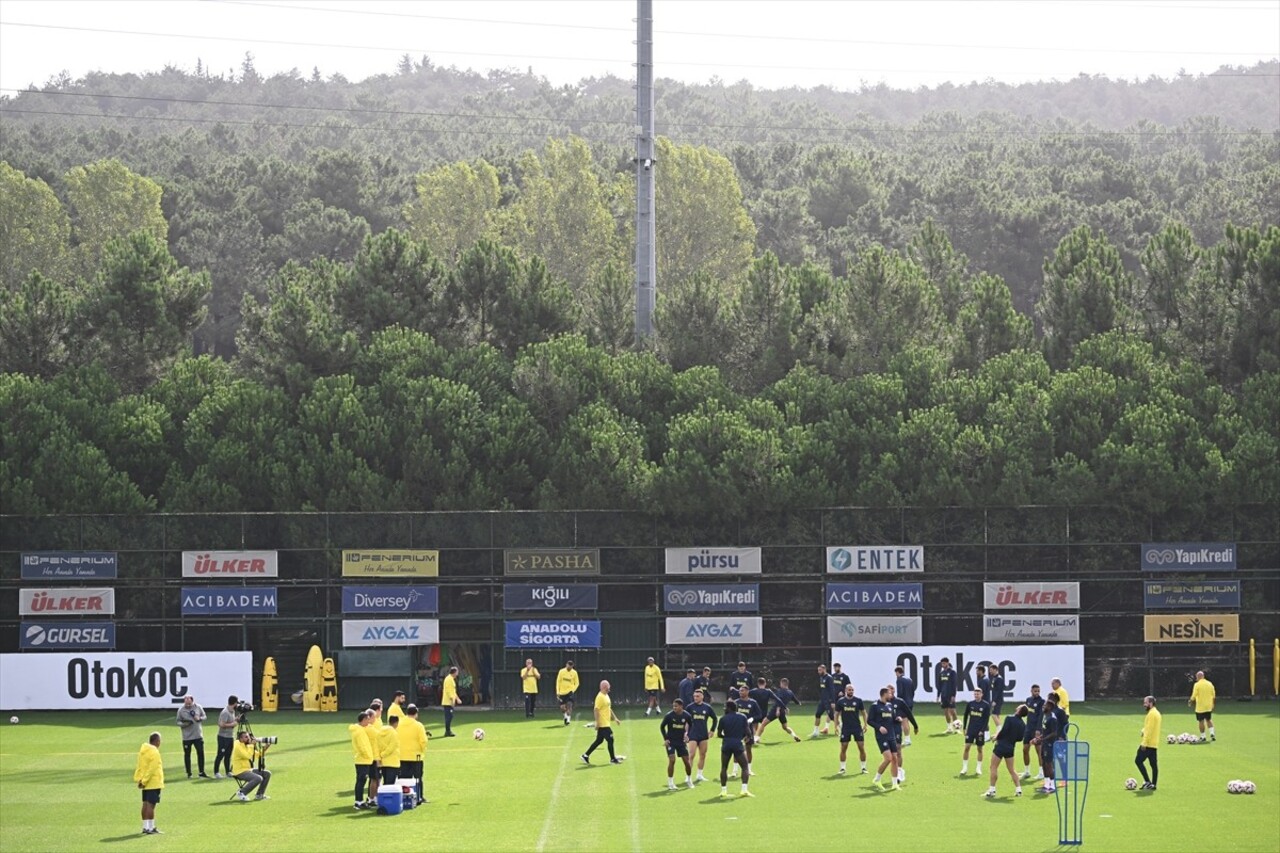 Fenerbahçe, UEFA Avrupa Ligi'nin 2. haftasında Hollanda ekibi Twente ile oynayacağı maçın...