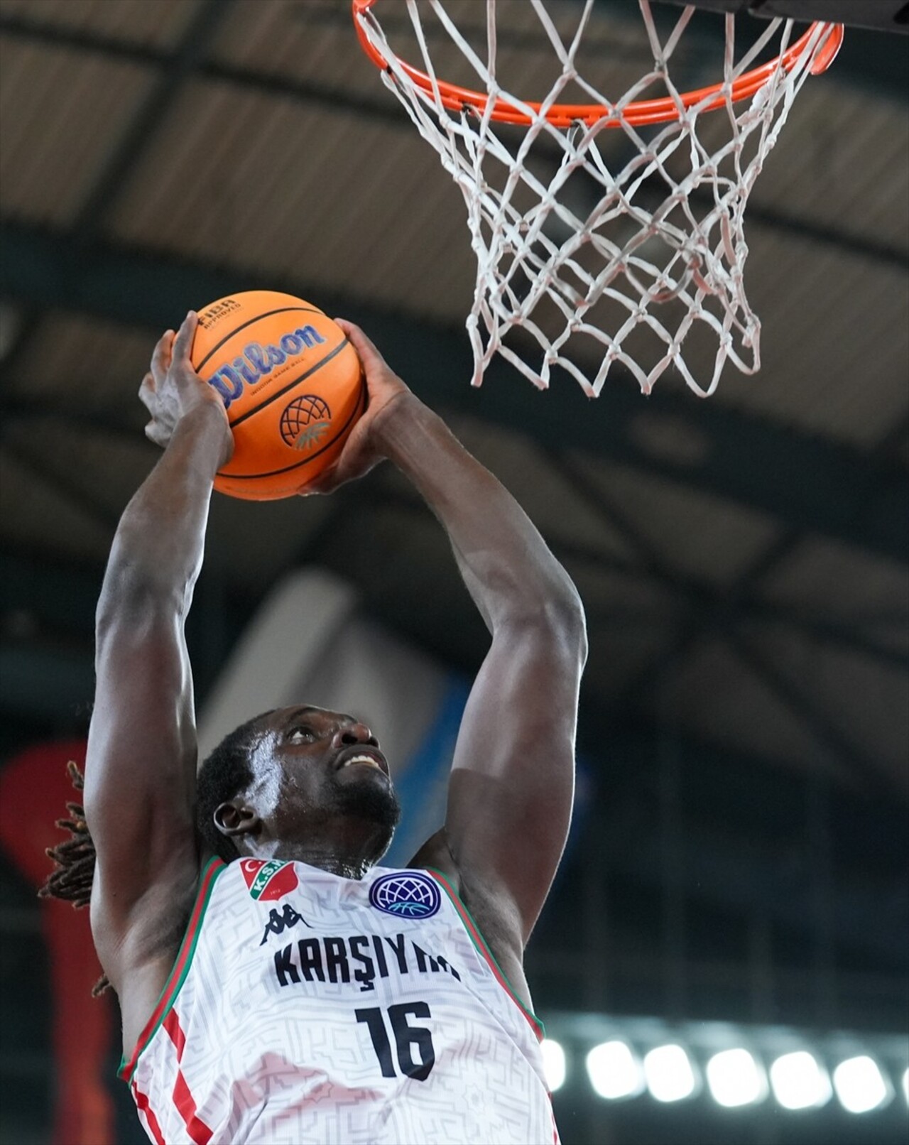 Basketbol Şampiyonalar Ligi C Grubu ilk hafta maçında Karşıyaka, İspanyol temsilcisi La Laguna...